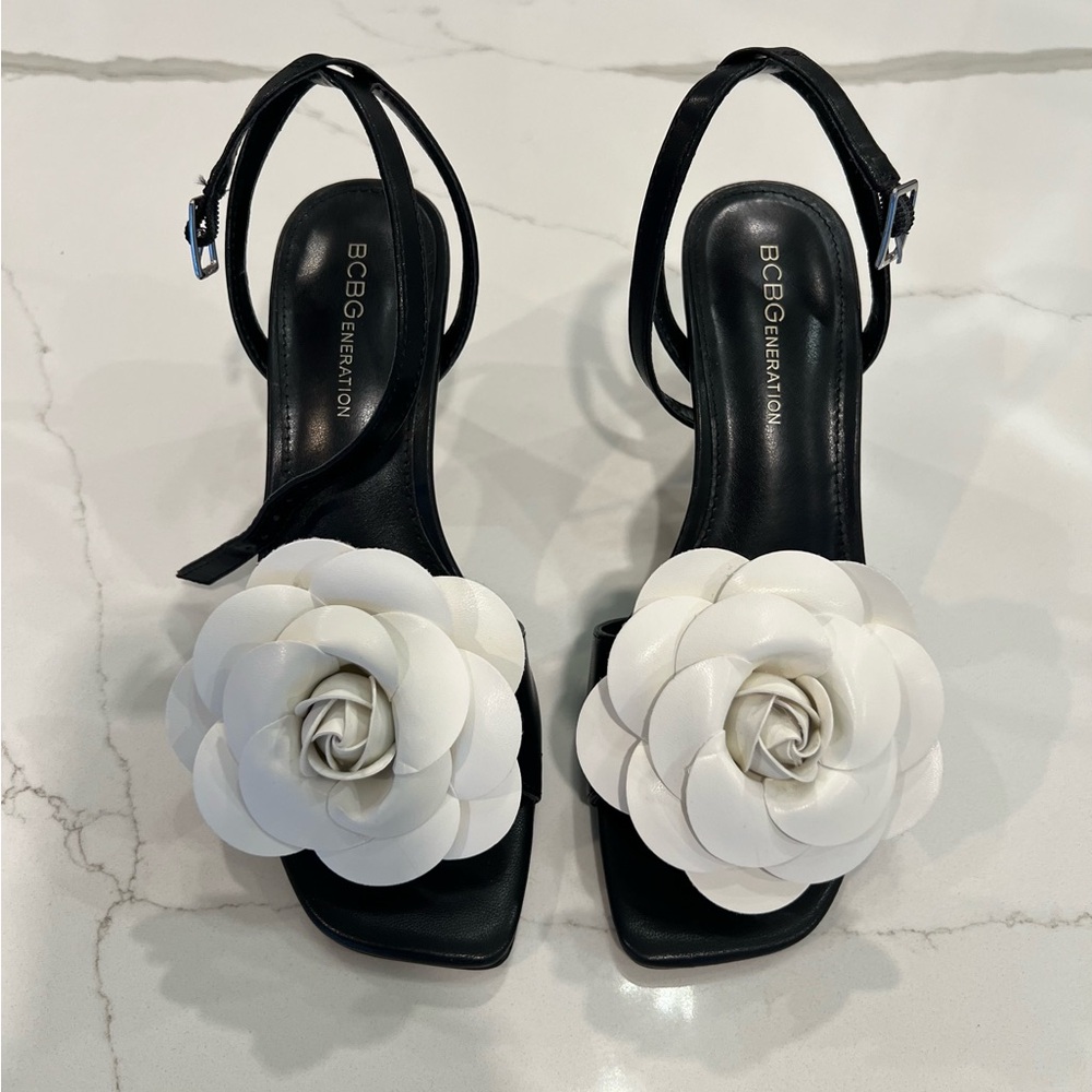 BCBGeneration Women's Black and White Floral Sandals